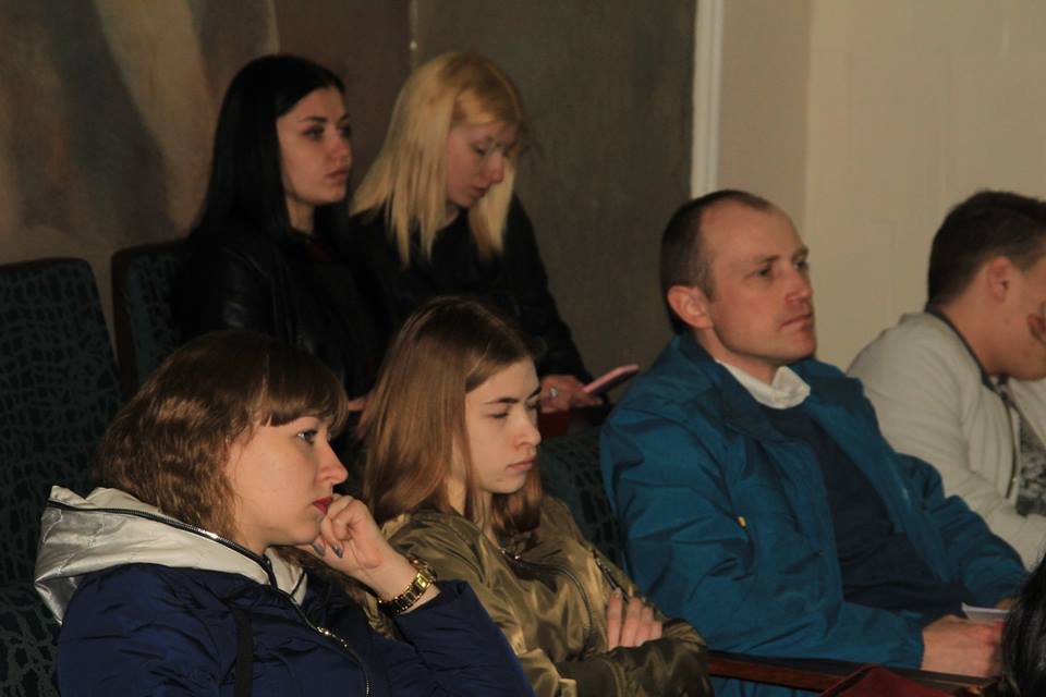 56375726_2214324792118203_3431038610139250688_n